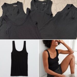 AE Aerie Set of (4) Black Ribbed No BS Round Scoop Neck Tank Tops Size Small